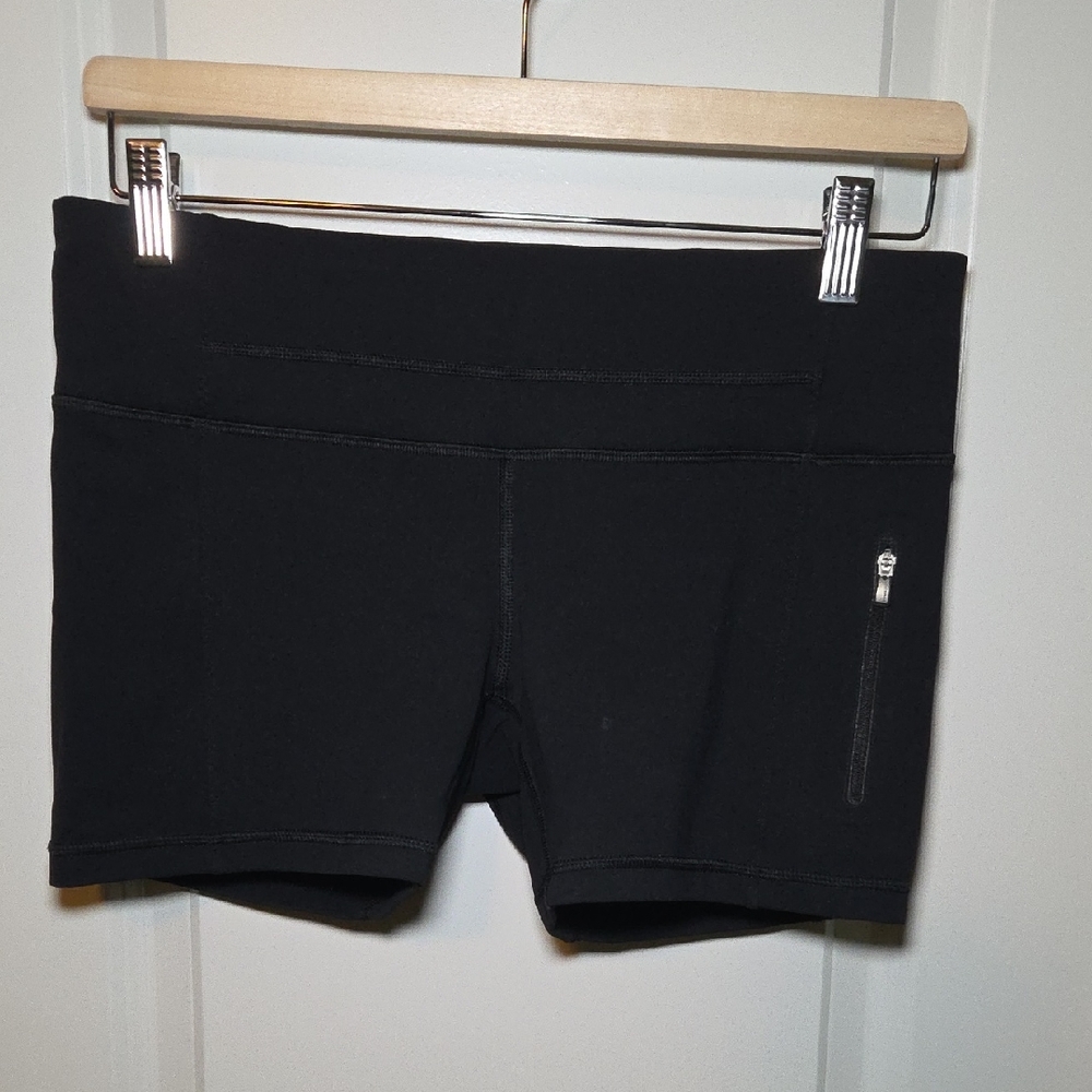 Lululemon Black Booty Shorts